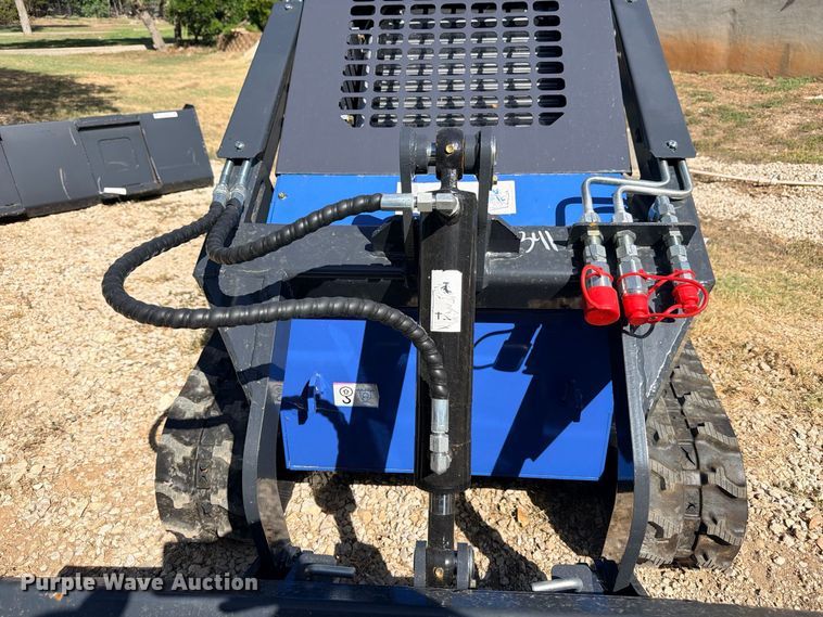 image for item FB8304 2026 ZJG ZJ-380 compact utility loader