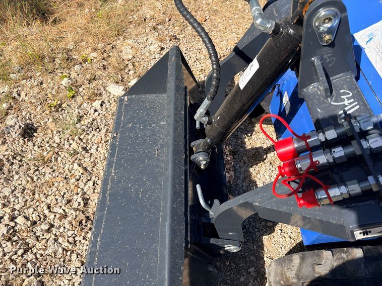image for item FB8304 2026 ZJG ZJ-380 compact utility loader