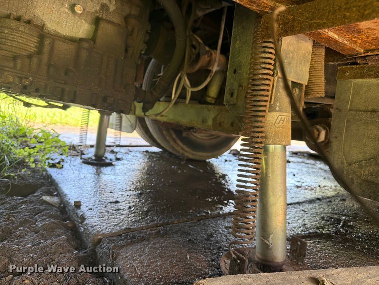 image for item FC3229 1999 Holiday Rambler Freightliner Xc Chassis RV