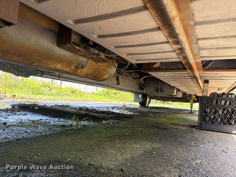 image for item FC3229 1999 Holiday Rambler Freightliner Xc Chassis RV
