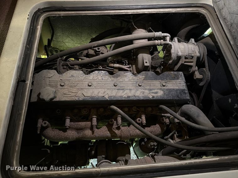 image for item FC3229 1999 Holiday Rambler Freightliner Xc Chassis RV