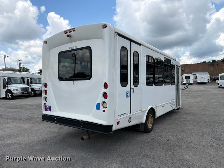 image for item FC3269 2017 Starcraft Ford E450 Super Duty shuttle bus