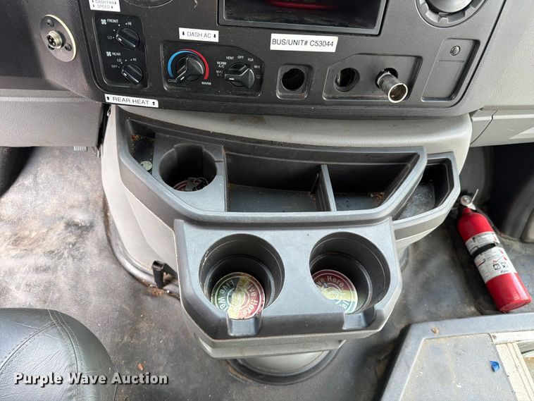 image for item FC3269 2017 Starcraft Ford E450 Super Duty shuttle bus