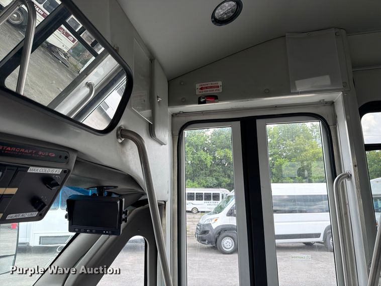 image for item FC3269 2017 Starcraft Ford E450 Super Duty shuttle bus