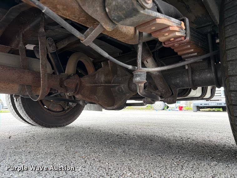image for item FC3269 2017 Starcraft Ford E450 Super Duty shuttle bus