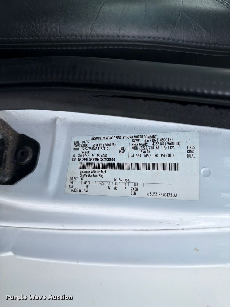 image for item FC3269 2017 Starcraft Ford E450 Super Duty shuttle bus