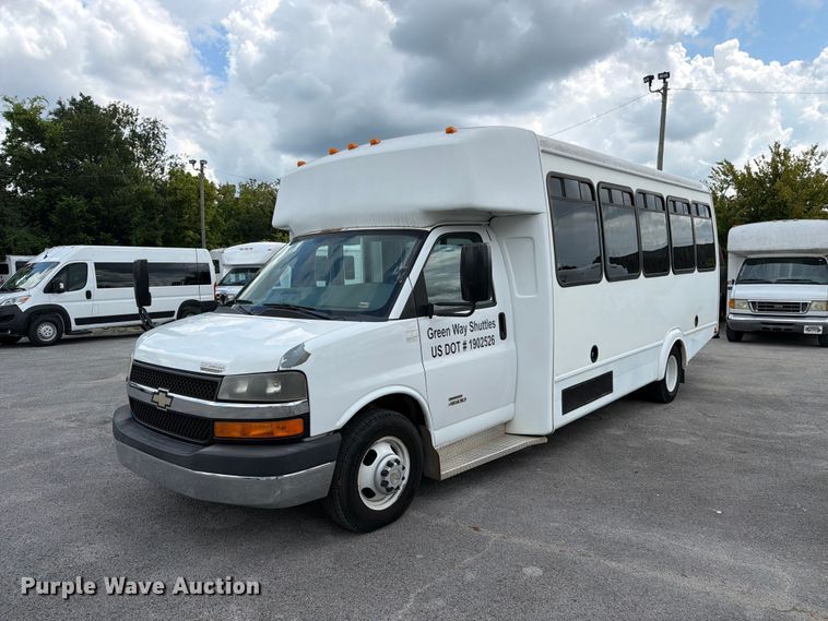 image for item FC3270 2013 Chevrolet Express shuttle bus