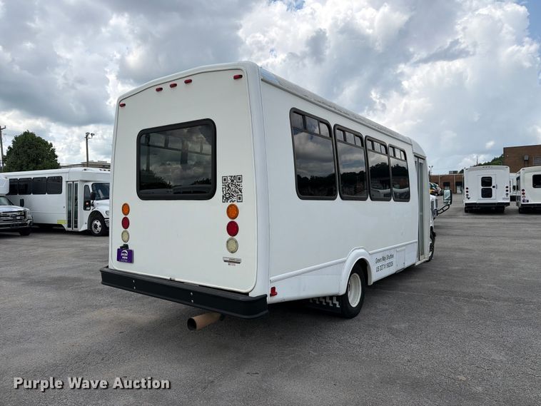 image for item FC3270 2013 Chevrolet Express shuttle bus
