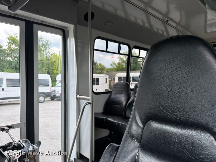 image for item FC3270 2013 Chevrolet Express shuttle bus