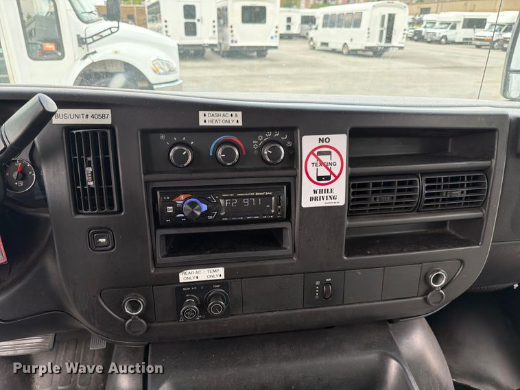 image for item FC3270 2013 Chevrolet Express shuttle bus