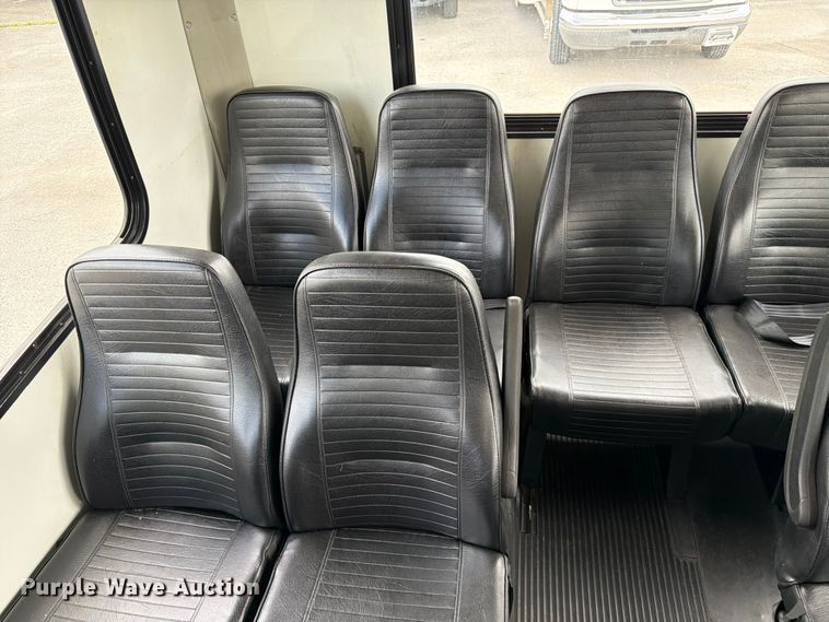 image for item FC3270 2013 Chevrolet Express shuttle bus