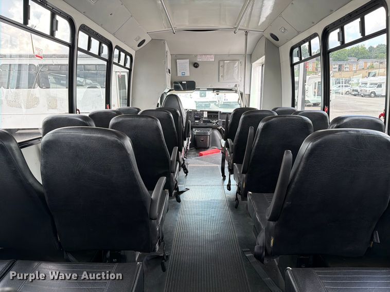 image for item FC3270 2013 Chevrolet Express shuttle bus