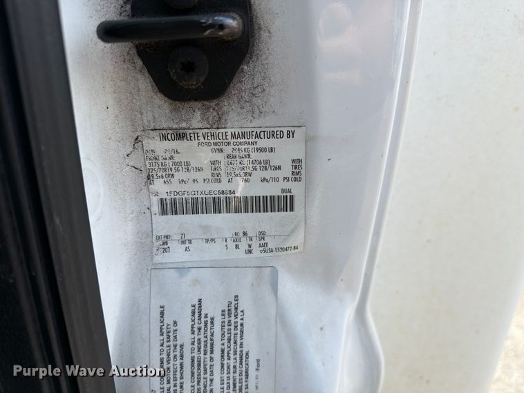 image for item FC3272 2016 Ford F550 shuttle bus