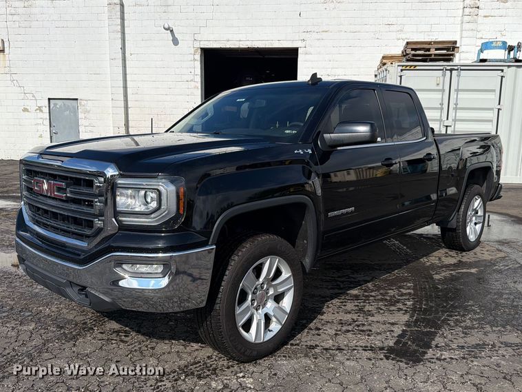 image for item FC3322 2017 GMC Sierra 1500 Crew Cab pickup truck