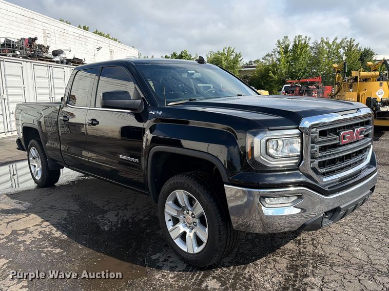 image for item FC3322 2017 GMC Sierra 1500 Crew Cab pickup truck