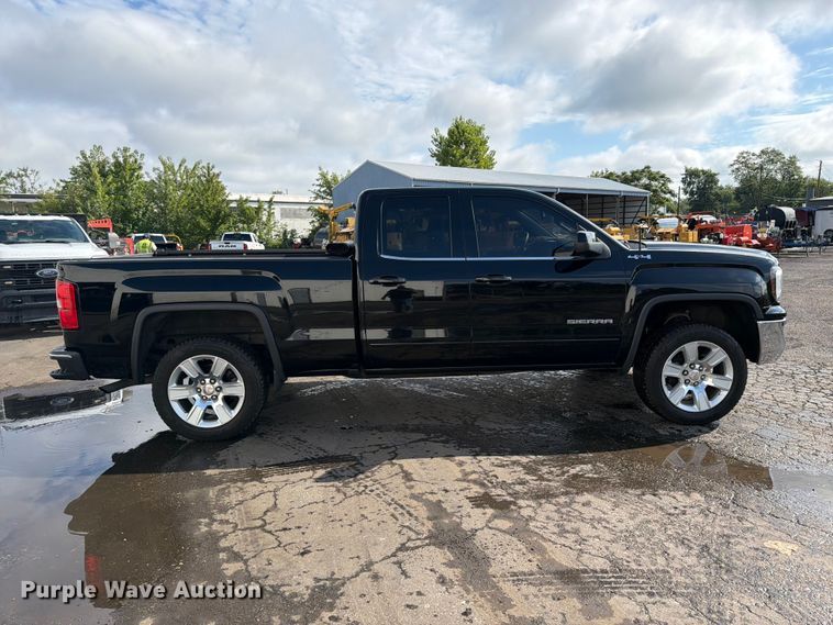 image for item FC3322 2017 GMC Sierra 1500 Crew Cab pickup truck