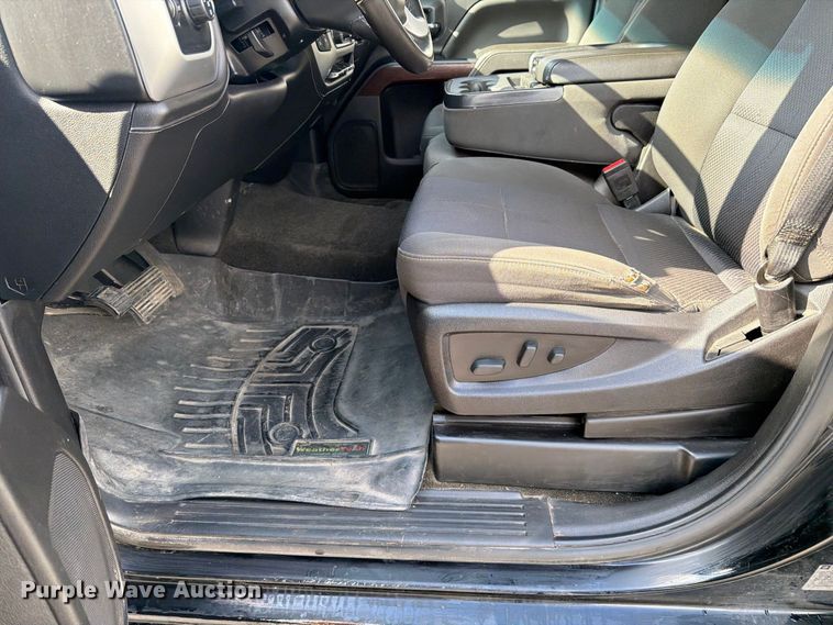 image for item FC3322 2017 GMC Sierra 1500 Crew Cab pickup truck