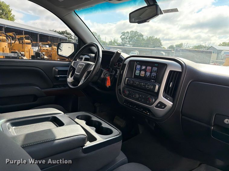 image for item FC3322 2017 GMC Sierra 1500 Crew Cab pickup truck