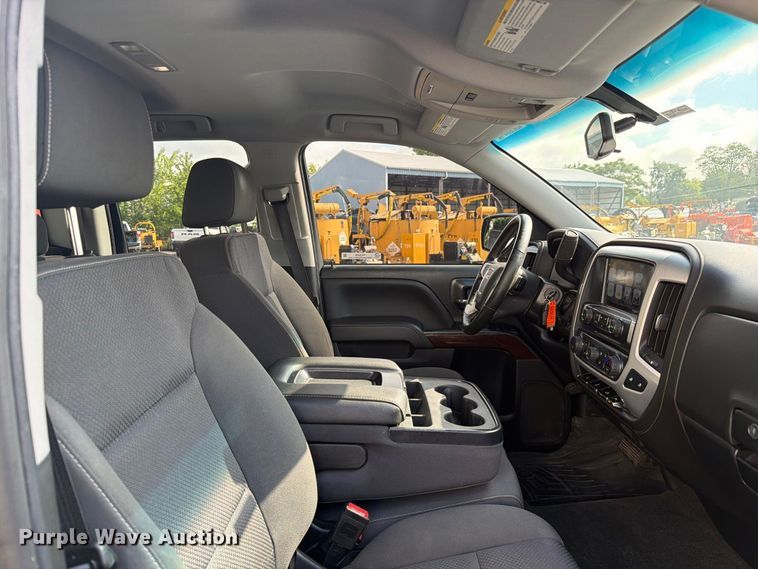 image for item FC3322 2017 GMC Sierra 1500 Crew Cab pickup truck