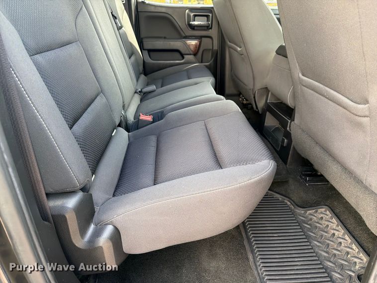 image for item FC3322 2017 GMC Sierra 1500 Crew Cab pickup truck