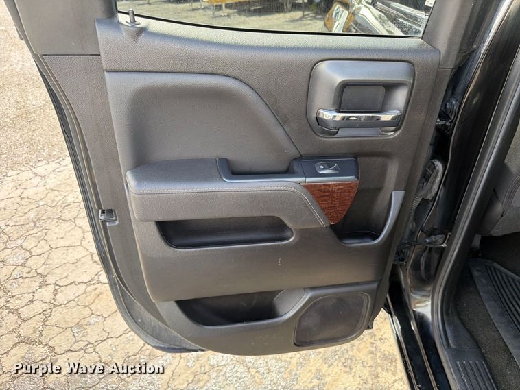 image for item FC3322 2017 GMC Sierra 1500 Crew Cab pickup truck