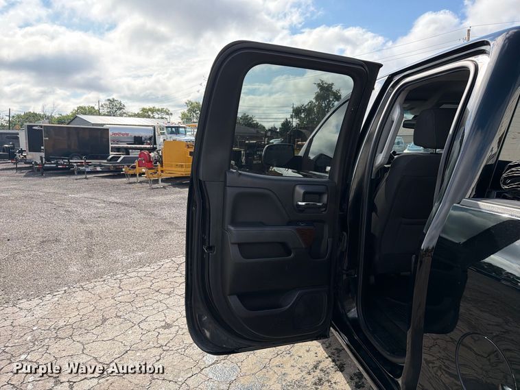 image for item FC3322 2017 GMC Sierra 1500 Crew Cab pickup truck
