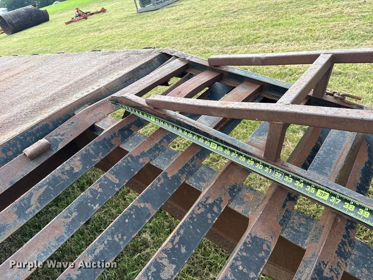 image for item FC4122 2003 Starlite equipment trailer