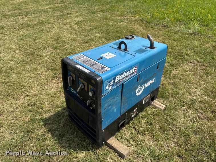 image for item FC4132 Miller Bobcat 250 welder