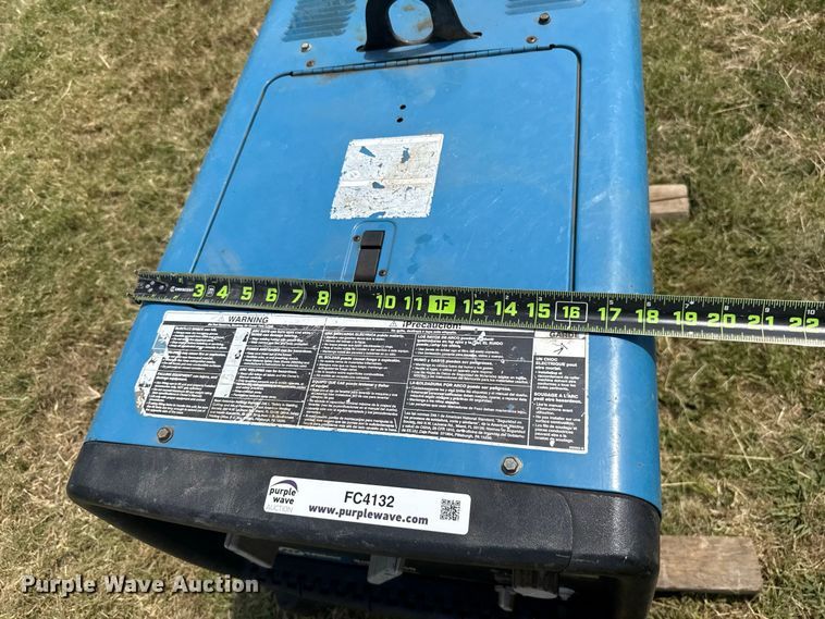image for item FC4132 Miller Bobcat 250 welder