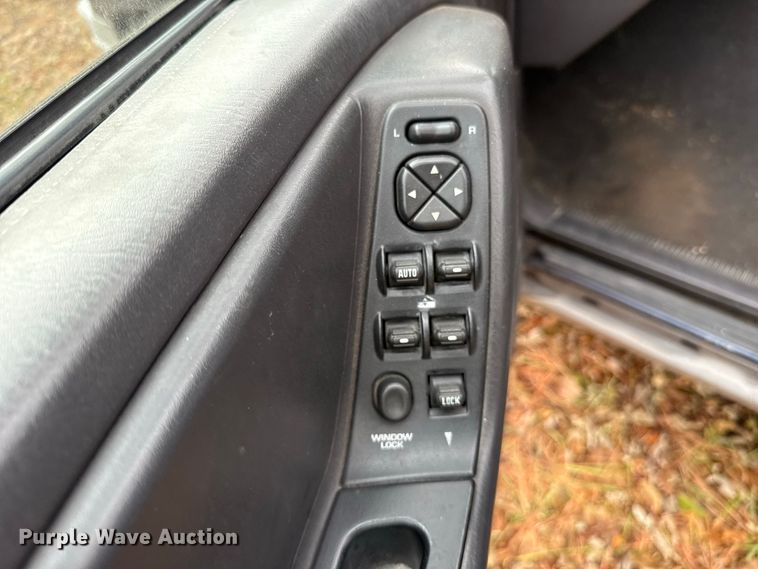 image for item FC4196 2000 Jeep Grand Cherokee SUV