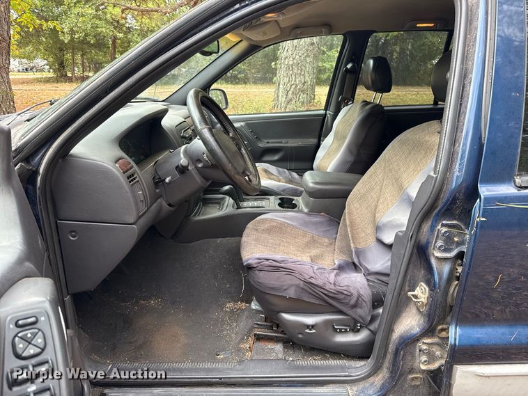 image for item FC4196 2000 Jeep Grand Cherokee SUV