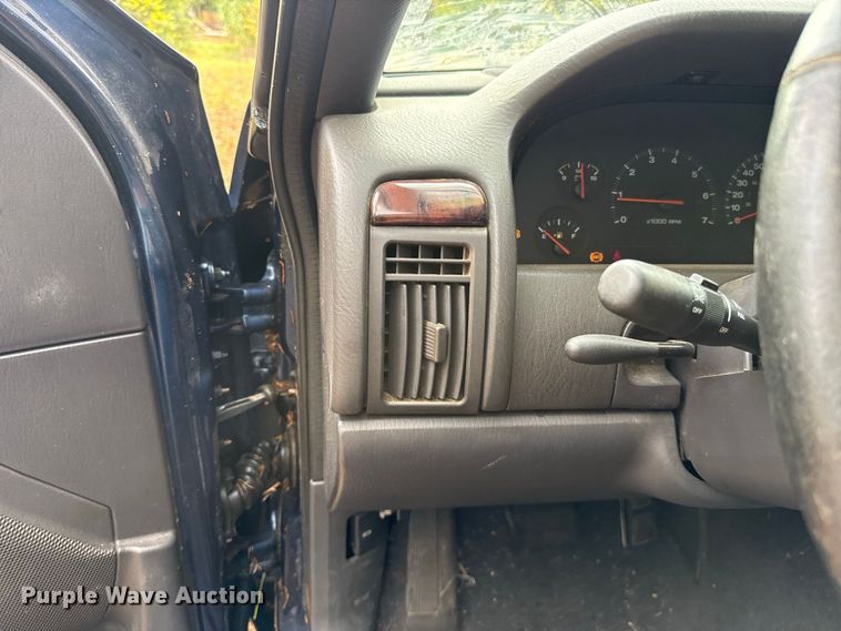 image for item FC4196 2000 Jeep Grand Cherokee SUV