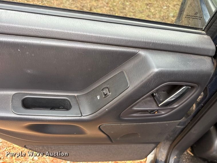 image for item FC4196 2000 Jeep Grand Cherokee SUV