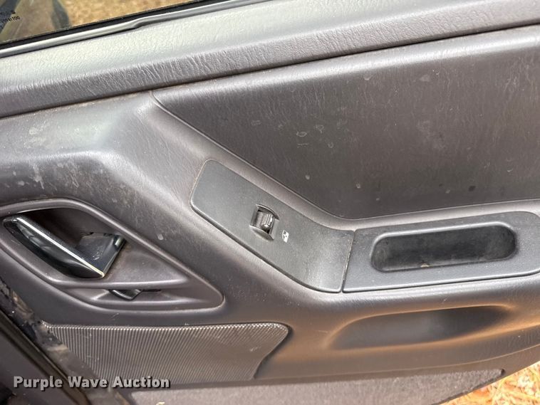 image for item FC4196 2000 Jeep Grand Cherokee SUV
