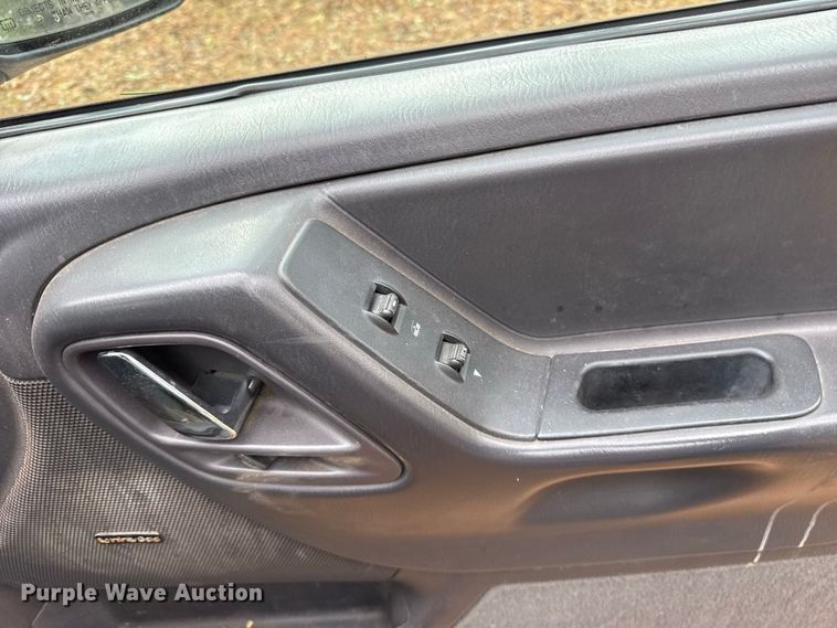 image for item FC4196 2000 Jeep Grand Cherokee SUV