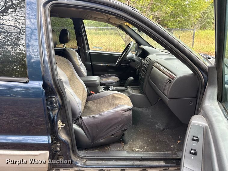 image for item FC4196 2000 Jeep Grand Cherokee SUV