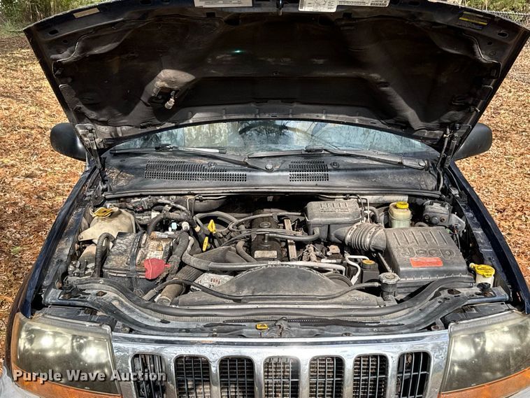 image for item FC4196 2000 Jeep Grand Cherokee SUV