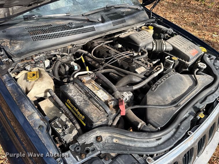 image for item FC4196 2000 Jeep Grand Cherokee SUV