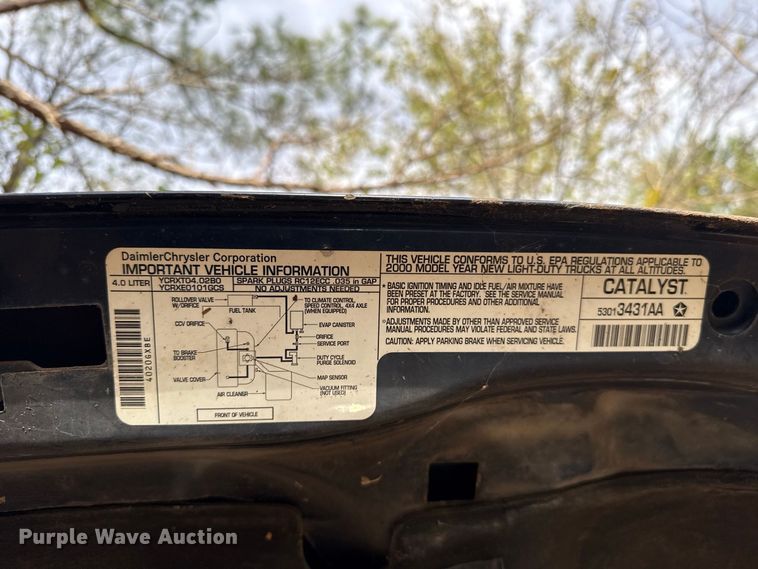 image for item FC4196 2000 Jeep Grand Cherokee SUV