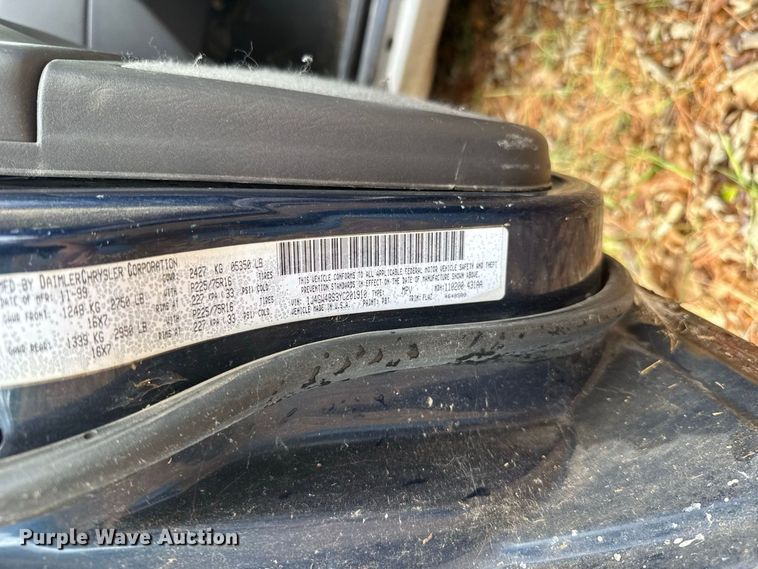 image for item FC4196 2000 Jeep Grand Cherokee SUV