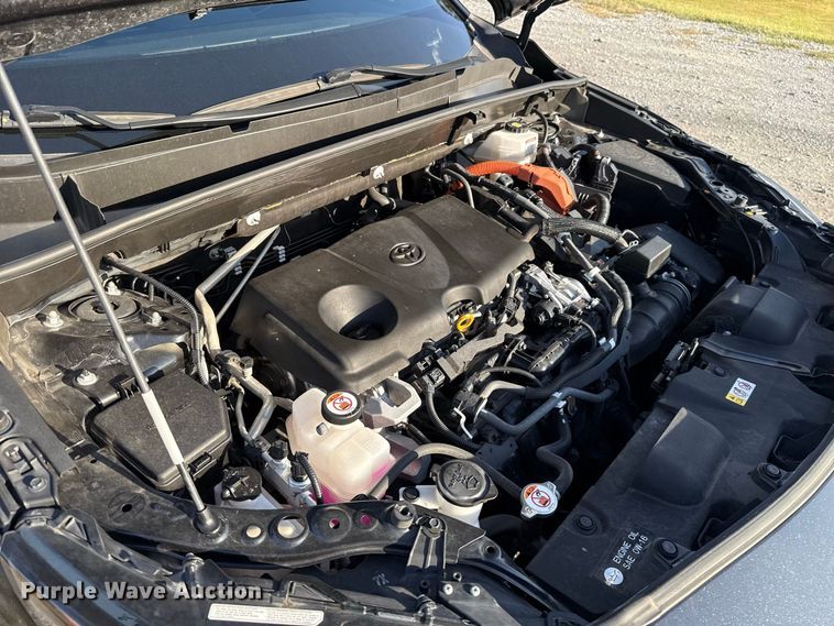 image for item FC4207 2021 Toyota Venza SUV