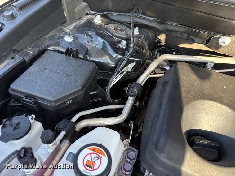 image for item FC4207 2021 Toyota Venza SUV