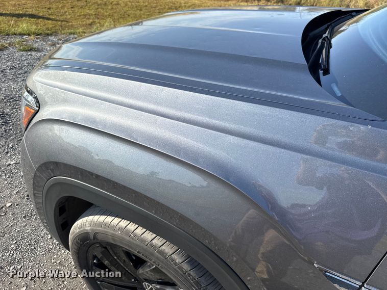 image for item FC4208 2023 Volkswagen Atlas SUV