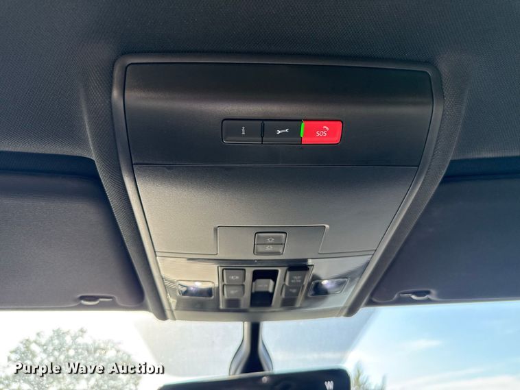 image for item FC4208 2023 Volkswagen Atlas SUV