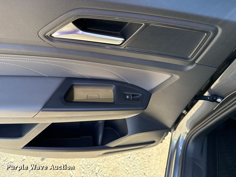 image for item FC4208 2023 Volkswagen Atlas SUV