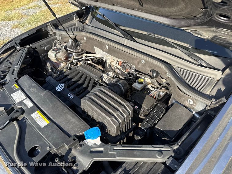 image for item FC4208 2023 Volkswagen Atlas SUV