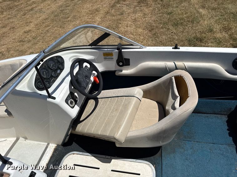 image for item FC4210 1996 Sunbird Spirit 170 boat