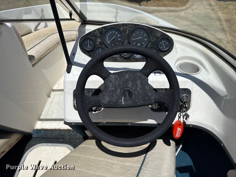image for item FC4210 1996 Sunbird Spirit 170 boat