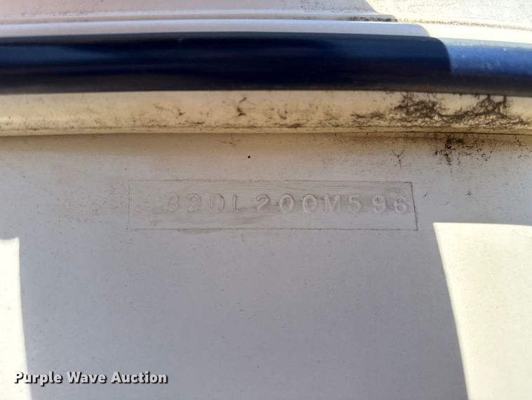 image for item FC4210 1996 Sunbird Spirit 170 boat