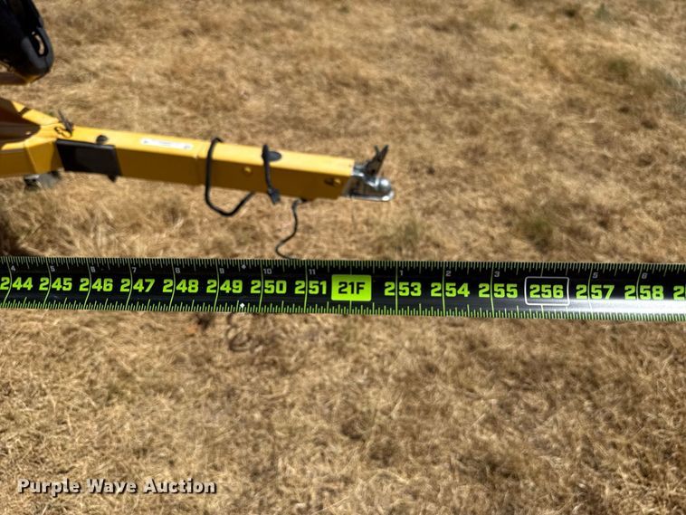 image for item FC4211 2005 Glastron boat